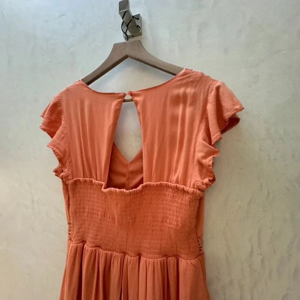 Sincerely Jules || Women's Embroidered and Ruffled Cap Sleeve Smocked Back Large - Picture 4 of 7